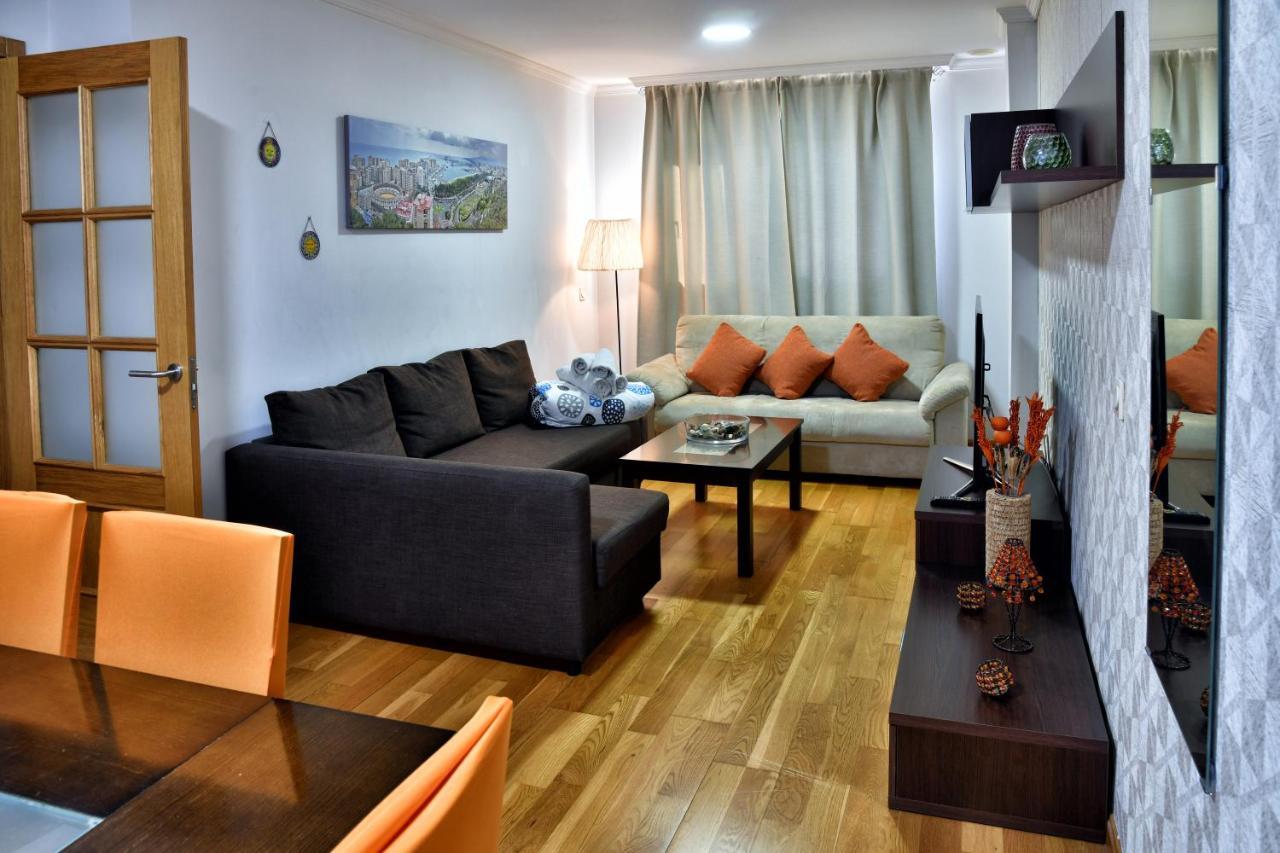 Apartamentos La Estación Málaga Exterior foto