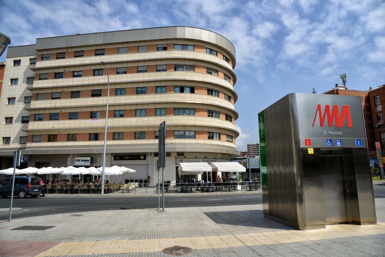 Apartamentos La Estación Málaga Exterior foto